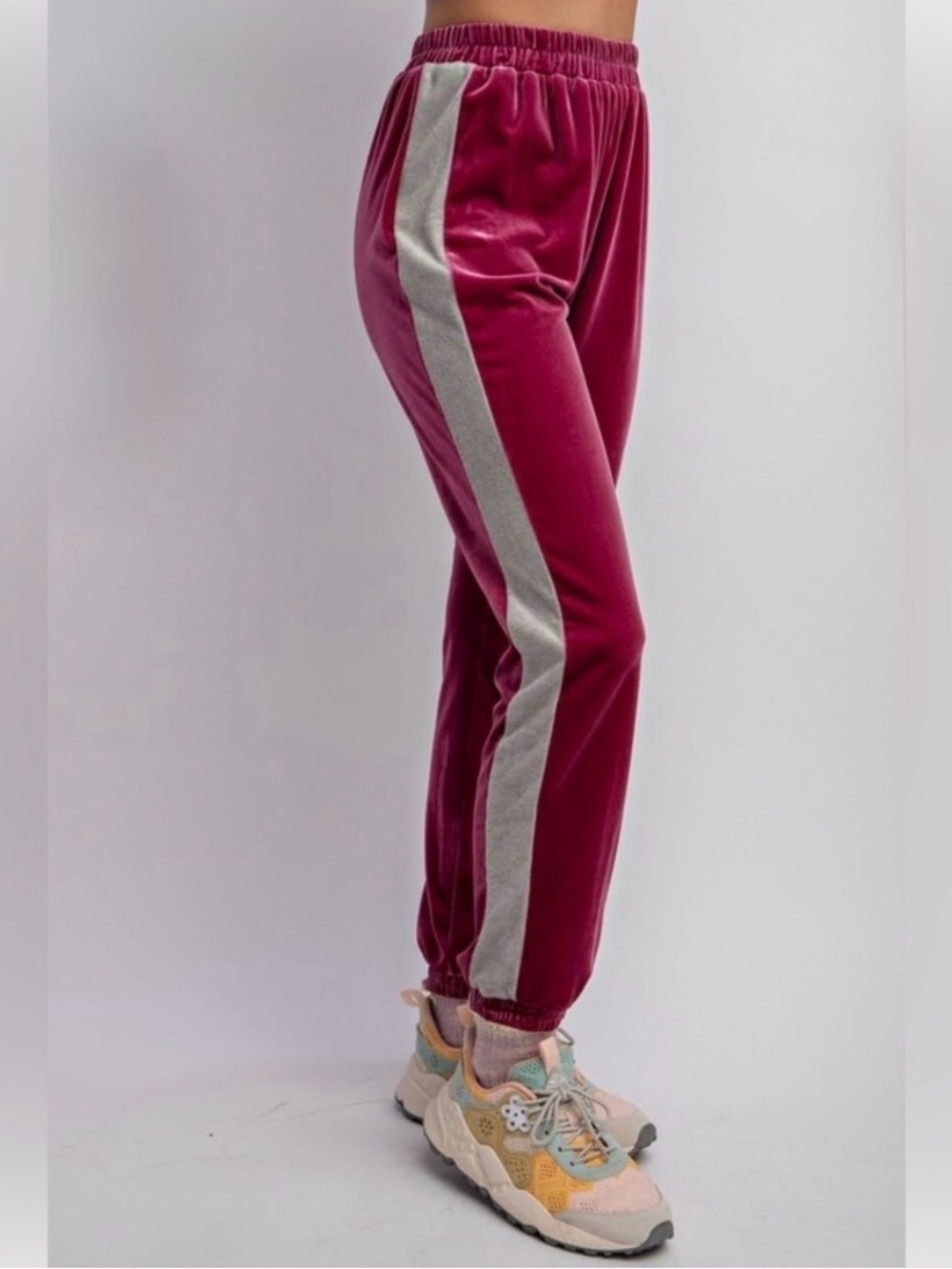 Easel NWT Velvet Pockets Elastic Waist Velour Jogger Pants Purple Fuchsia Gray M - Picture 3 of 6